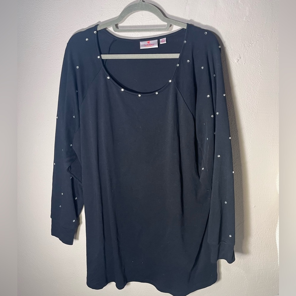 Quacker Factory Women’s Sz 2X Black long Sleeve Rhinestone Scoop Neck